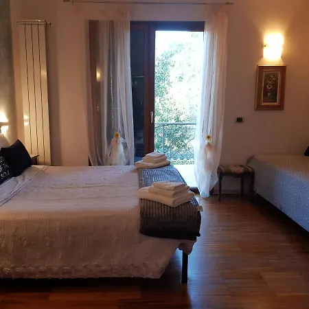 Aurelia Garden Gold 2*