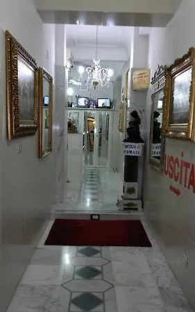 Stadler 2 Hotel Řím