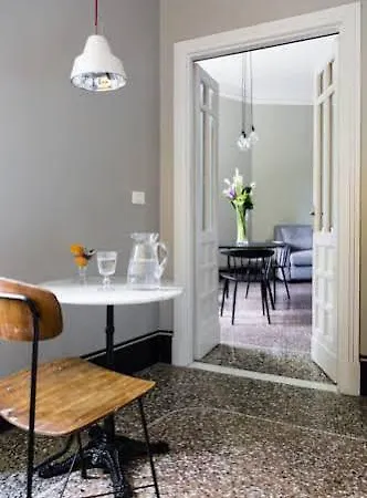 Hotel Garibaldi Suites Rome