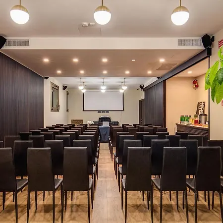 Prassede Palace Hotel 4*