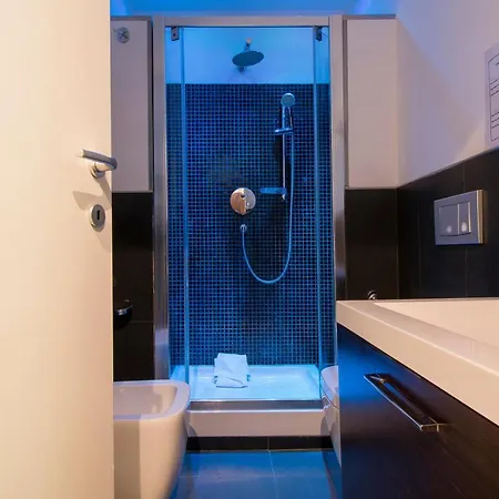 Chroma Italy - Chroma Tessera Bed & Breakfast