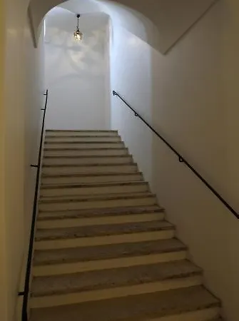 Oda ve Kahvaltı Vicolo Del Lupo Roma
