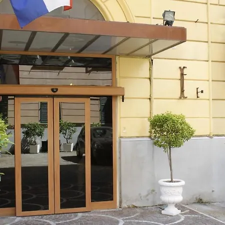 Edera Hotel 3*