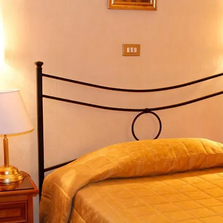 Edera 3* Roma