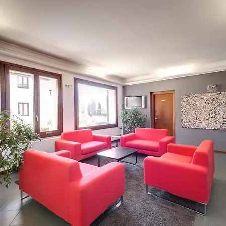 Alba Hotel 4*