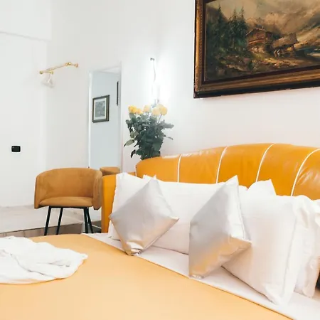 Hotel Gregorio Vii Luxury San Damaso 2*