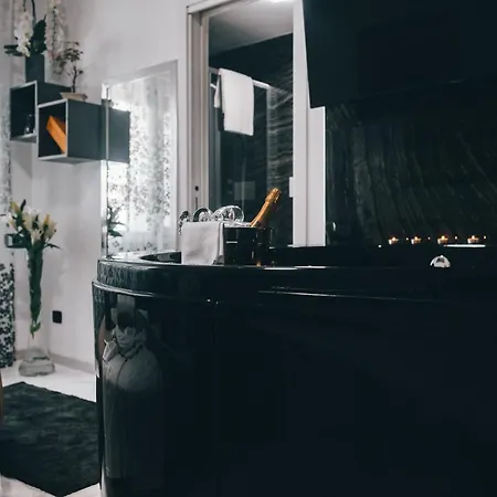 Gregorio Vii Luxury San Damaso Hotel 2*