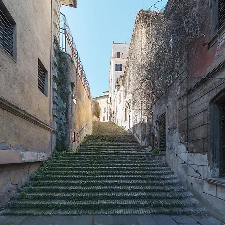Appartamento Domus Claudiae - Fromhometorome *