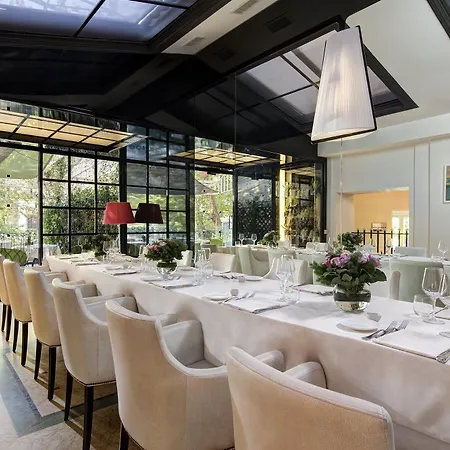 Grand Palace Hotel 5*