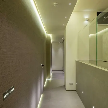 230 Luxury * רומא
