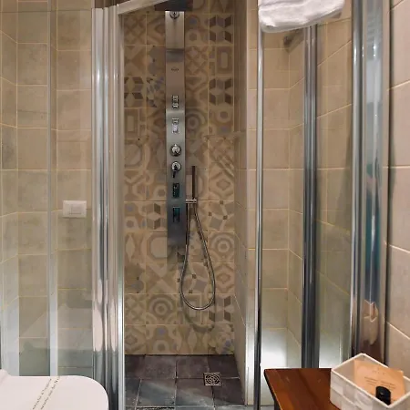 Farnese Design 2* Roma