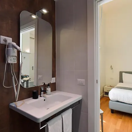 Farnese Design 2* Roma