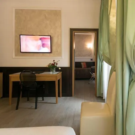 Duca D'alba - Chateaux & Collection מלון 4*