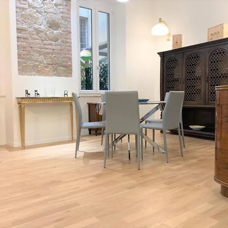 Magic Door Guest house 3*