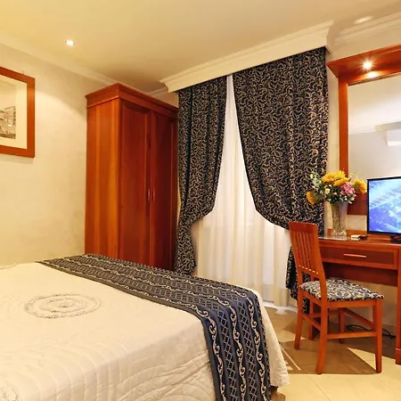 아도라스위트 B&B