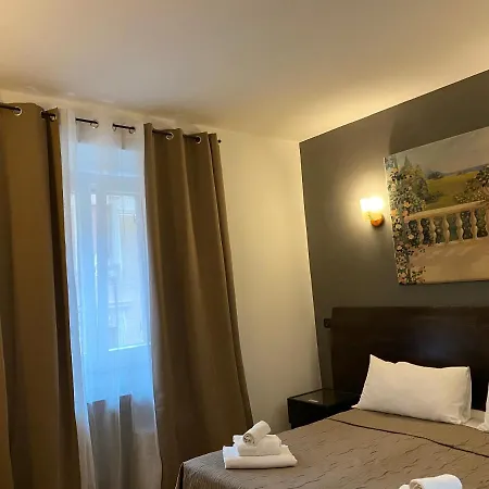 Гостевой дом La Luna Romana 2*