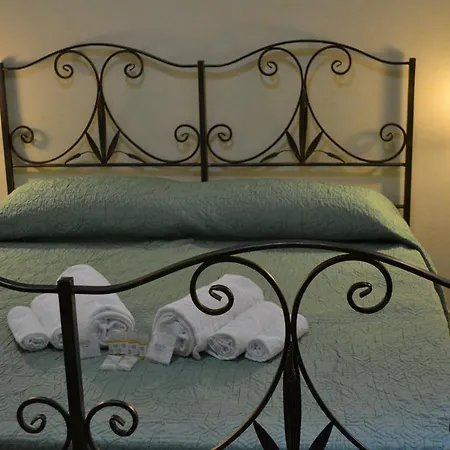 Tucci's Bed & Breakfast Rome