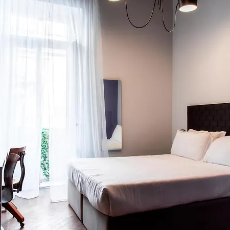 Boutique Palace מלון 3*