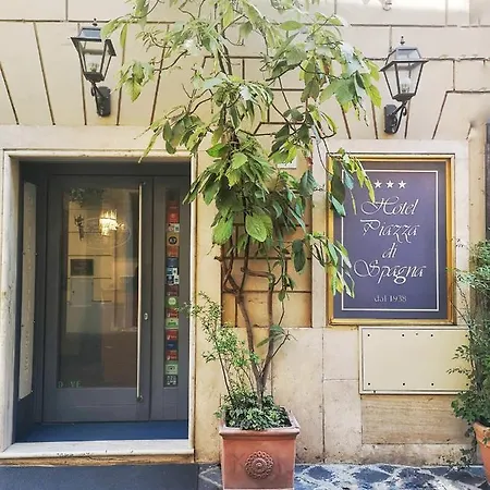 Piazza Di Spagna 3*
