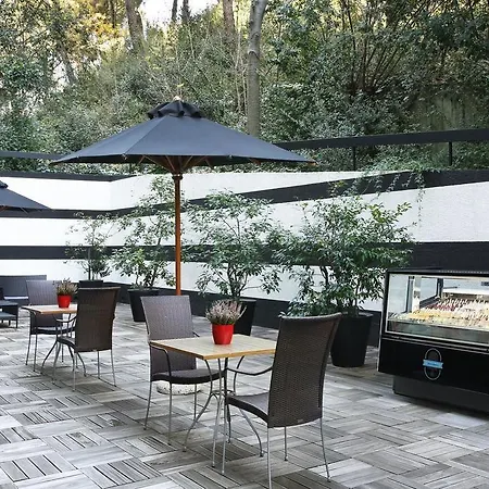 Cardo Roma, Autograph Collection Otel 4*