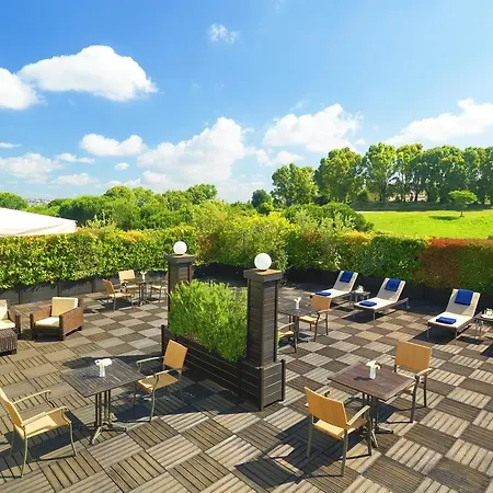 Cardo Roma, Autograph Collection Otel 4*