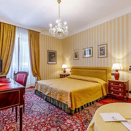 Residenza Paolo Vi 4* Rom
