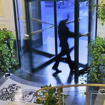 Mecenate Palace Hotel Rom