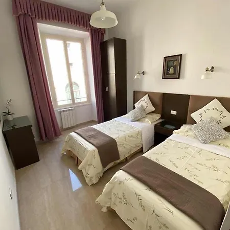 Guest house Euro Star 2*