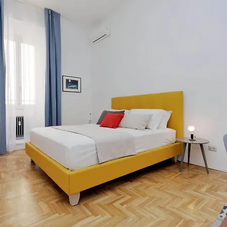 Propaganda Apartamento Roma