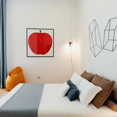 Propaganda Apartamento Roma