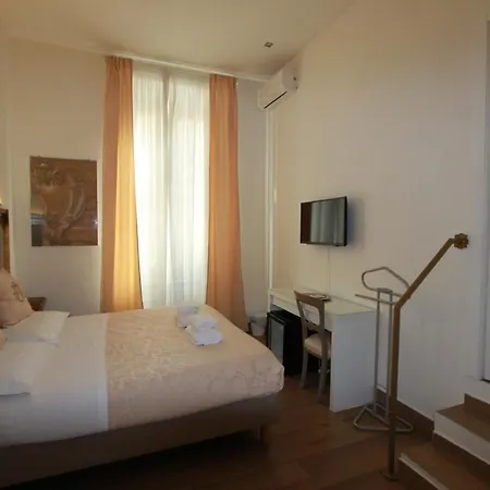 Art Atelier 3* Rome