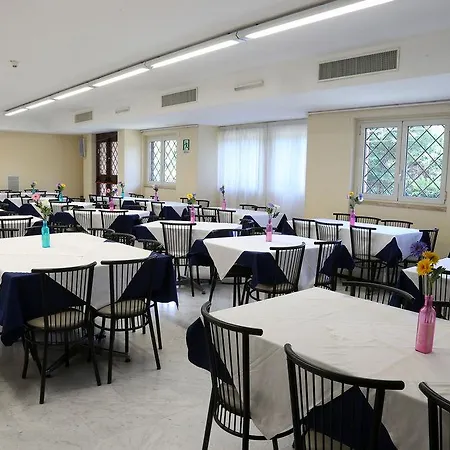 Hotel Divino - Casa Del Pellegrino