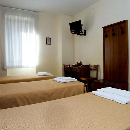 Divino - Casa Del Pellegrino 3* Roma
