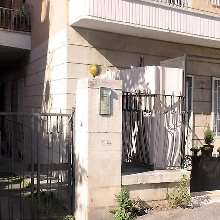 Bed & Breakfast Dad's Atelier