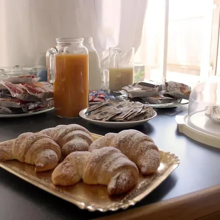 Dad's Atelier Bed & Breakfast *