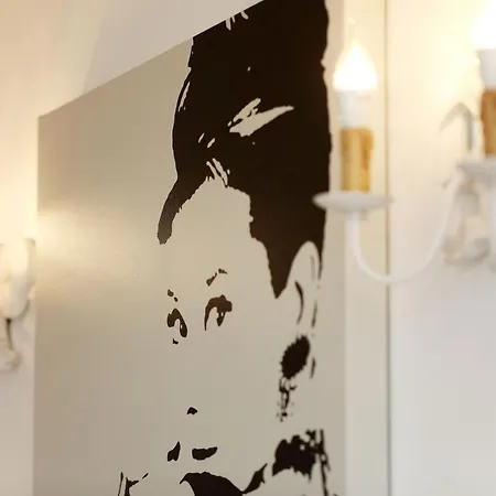 P-rooms & Collection Aparthotel Rome