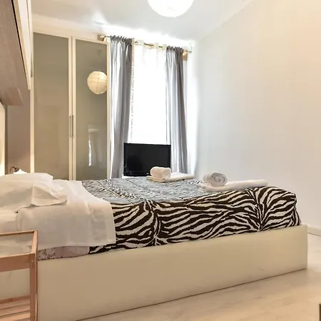 P-rooms & Collection Aparthotel Rome
