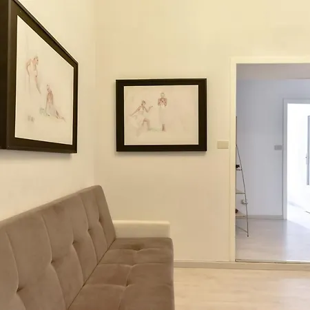 Aparthotel P-rooms & Collection