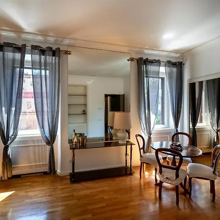 P-rooms & Collection Aparthotel