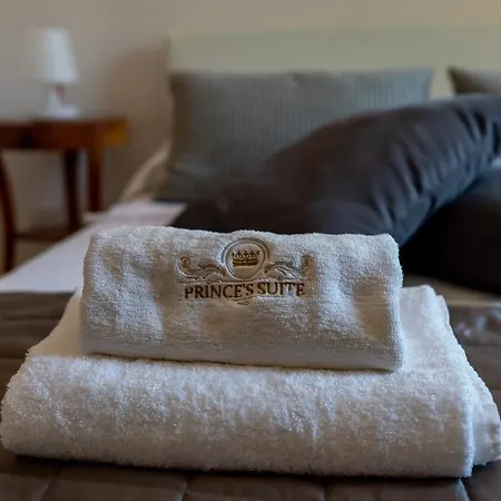 Aparthotel P-rooms & Collection