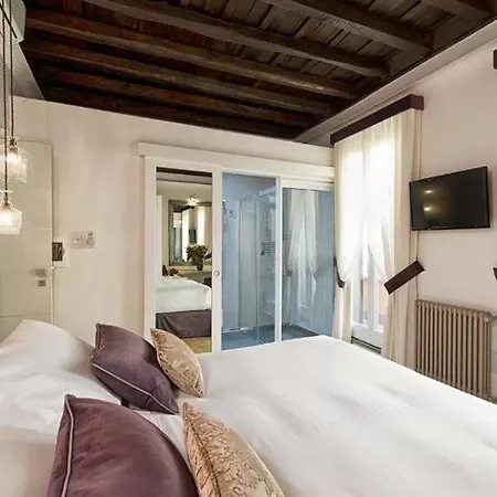 Guest house Domus Libera 2*
