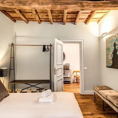 Apartment Febo Decharm