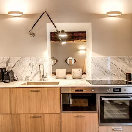 Apartment Febo Decharm Rome