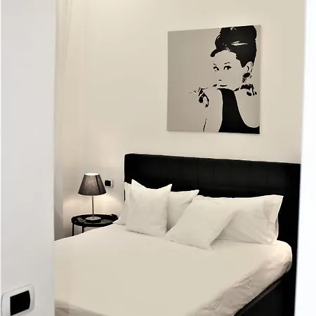 Domus Caecilia - Via Cola Di Rienzo Apartamento
