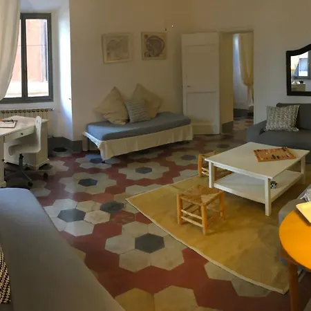 Navona Apartment *