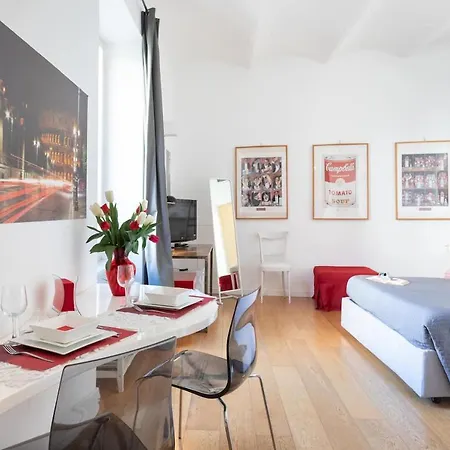 Nostromondo Ciancaleoni Palace Daire *