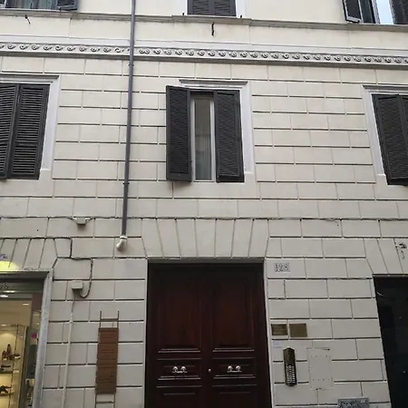 Frattina Ff Italian 게스트하우스 2*