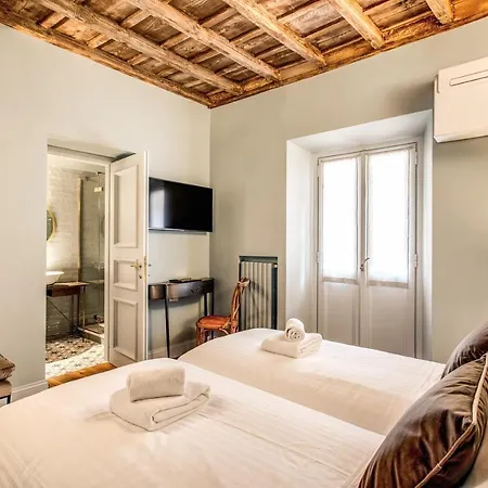 Apartment Febo Decharm Rome