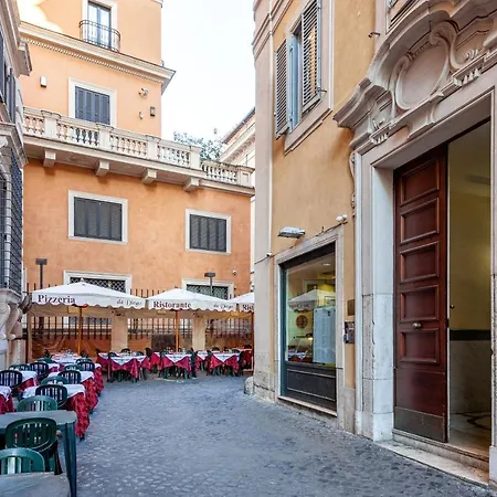 Irex Trevi Fountain Private Penthouse Appartement