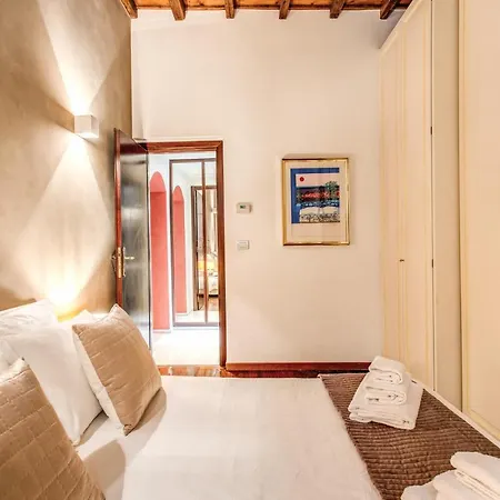 Apartment Fresh House Cavour *
